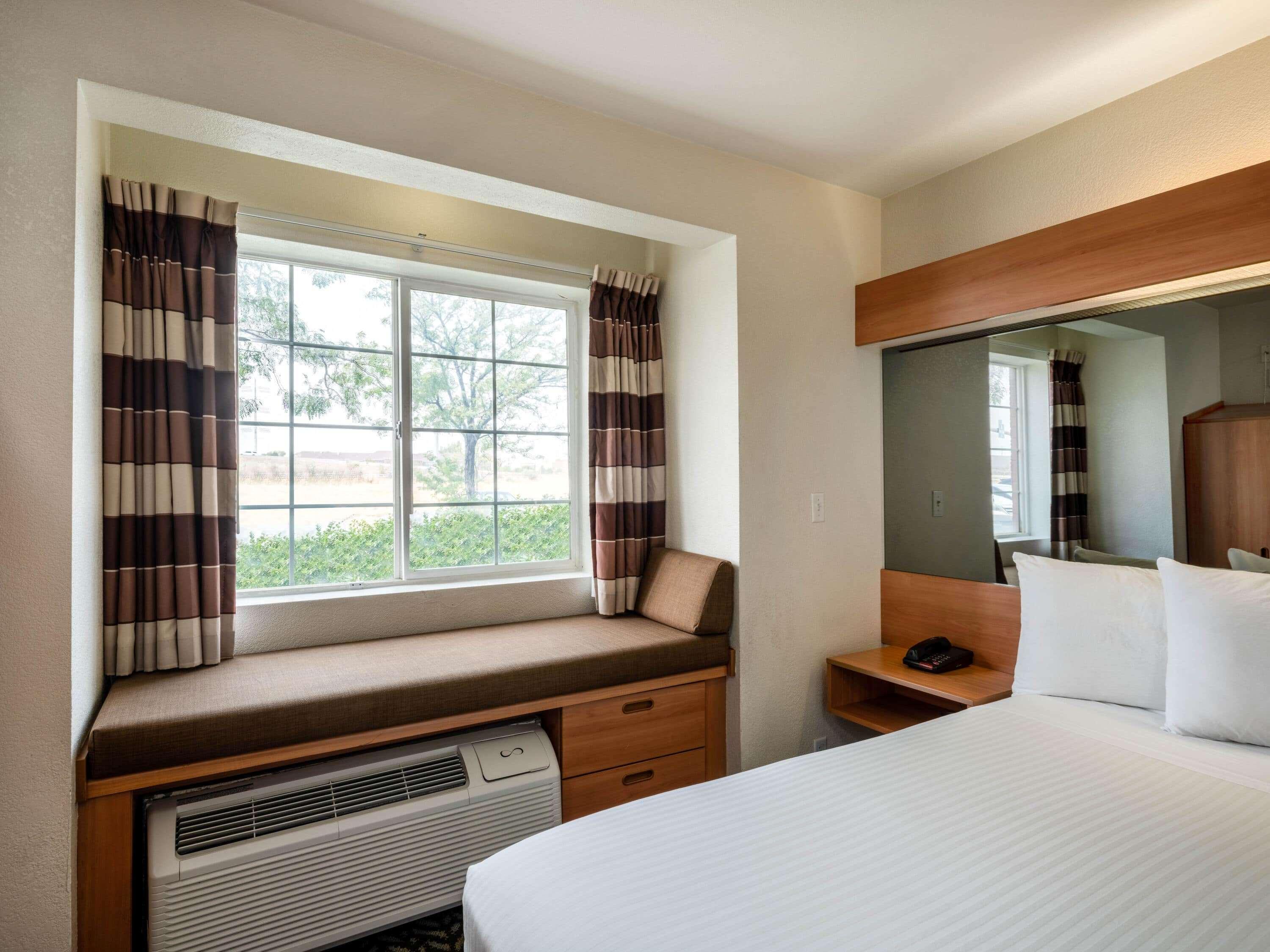 Microtel Inn & Suites By Wyndham Salt Lake City Airport Exterior photo